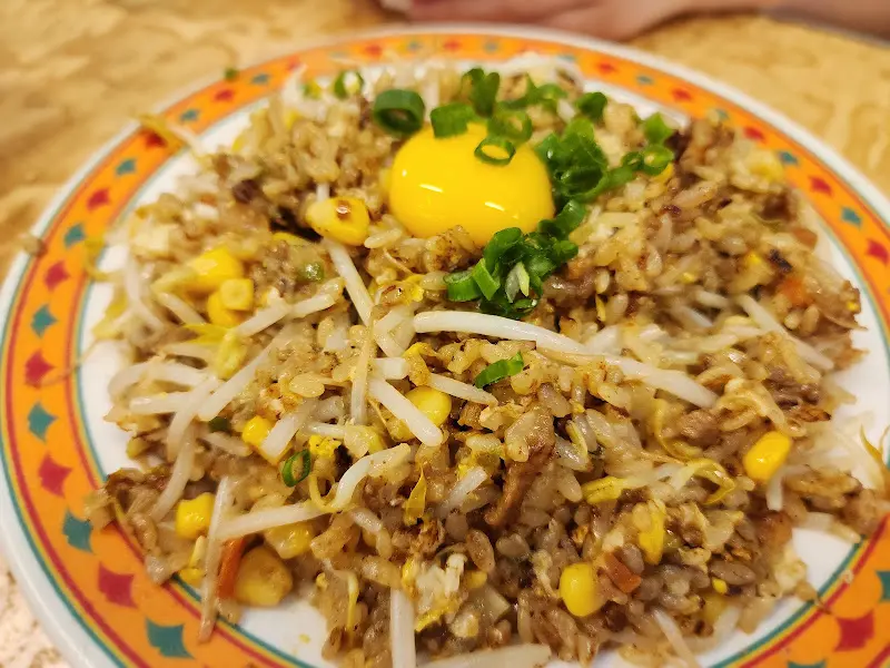 고슬고슬한 밥알이 살아있는 꾸아의 새우 볶음밥