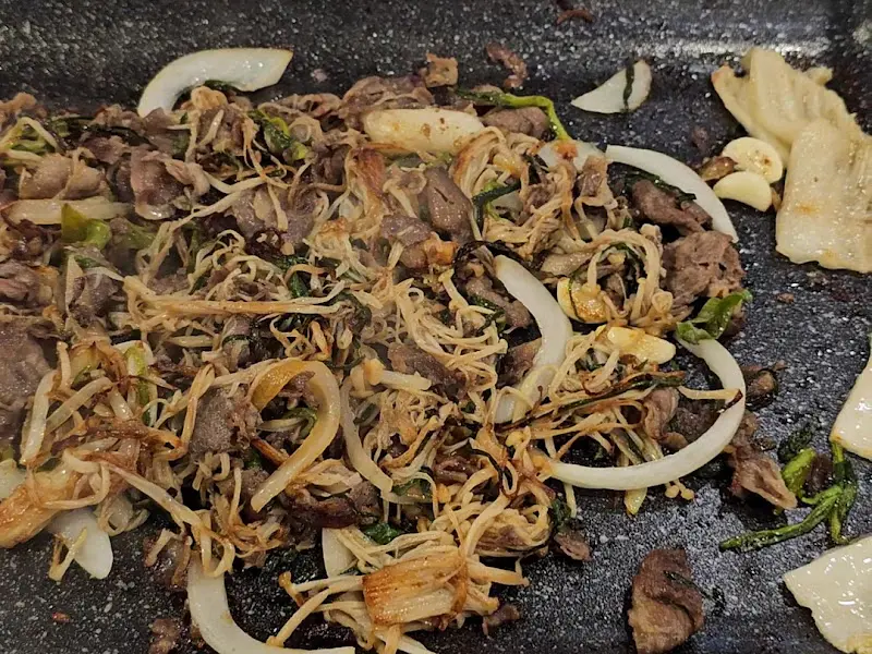 오리불고기 볶음