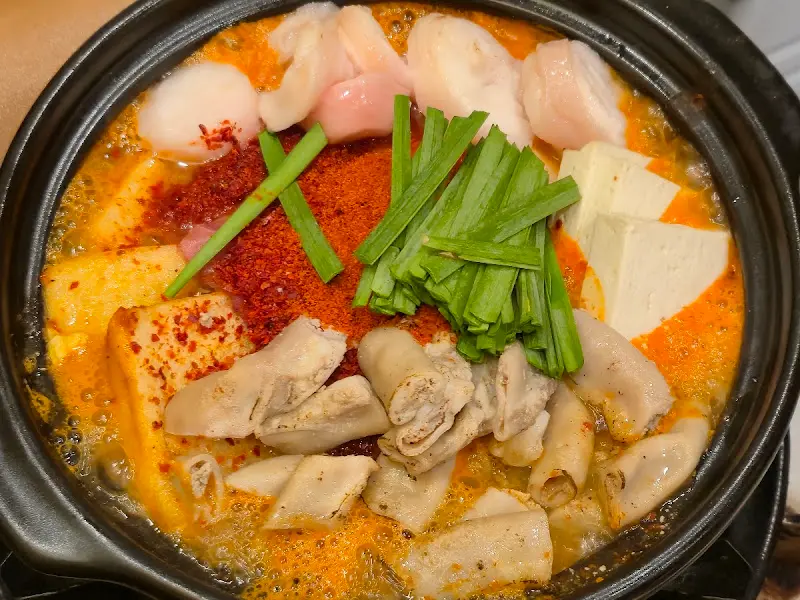 푸짐한 소곱창 대창전골