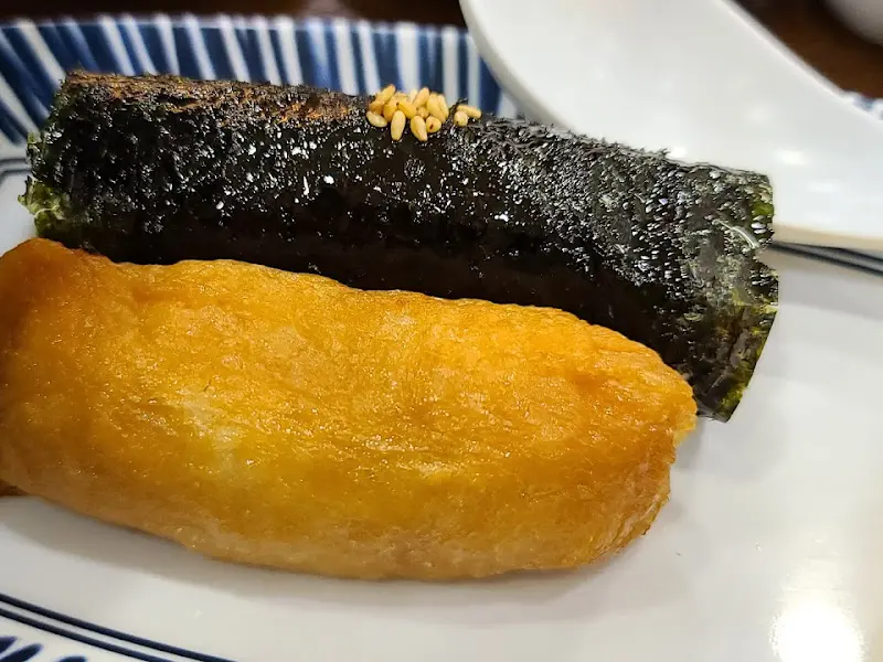 김밥과 유부초밥