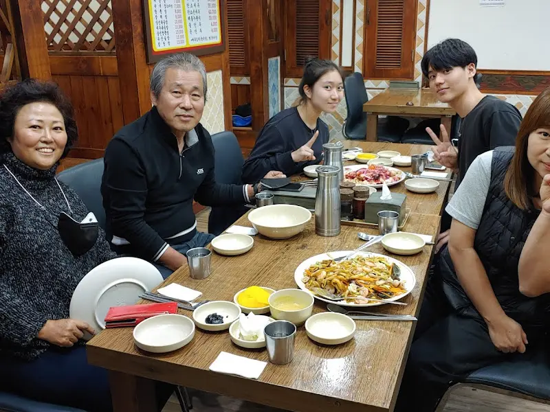 가족 외식 모습