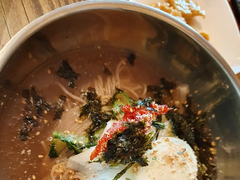 물 막국수 근접샷