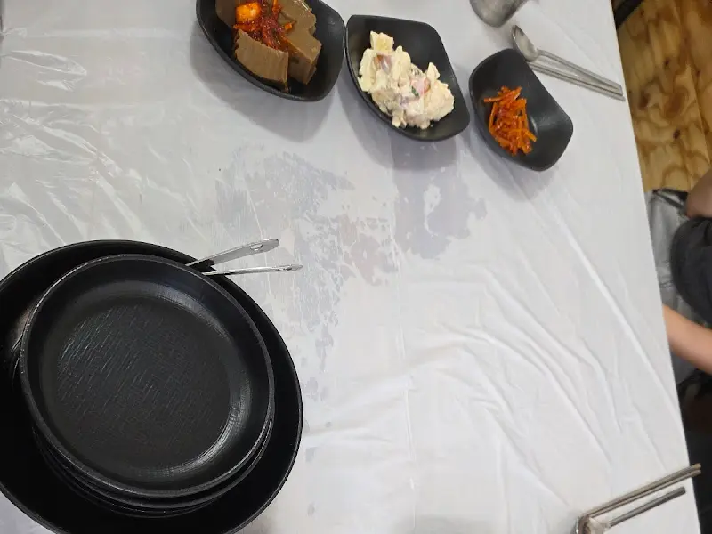 정갈한 밑반찬 클로즈업