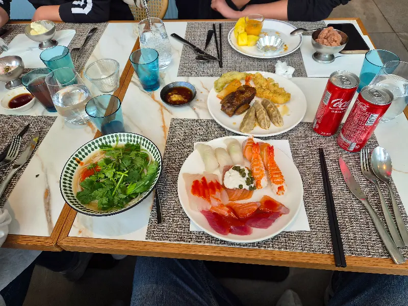 맛있는 뷔페 음식