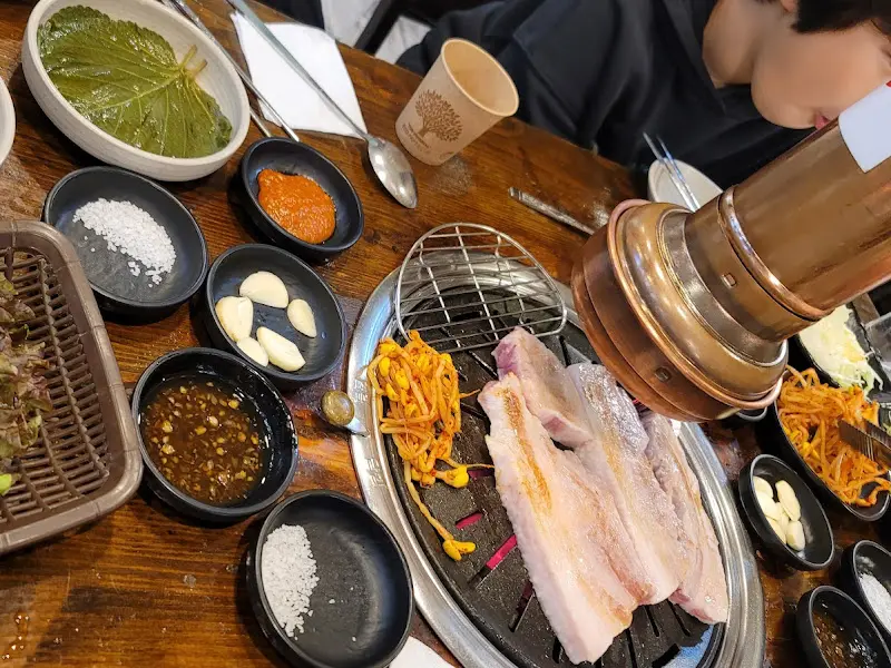 쌈 채소와 멜젓