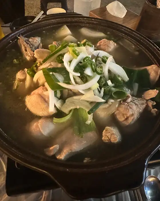 닭한마리의 재료 모습