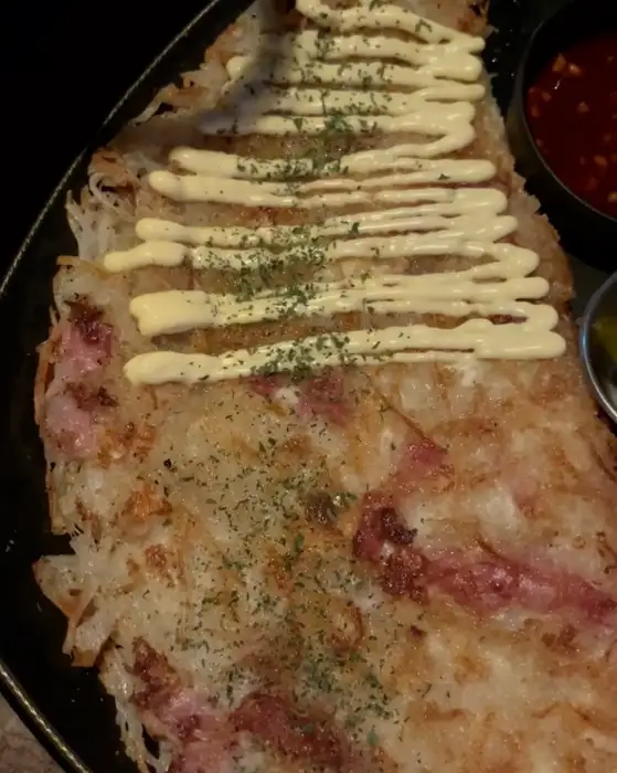 베이컨 치즈 감자전 클로즈업