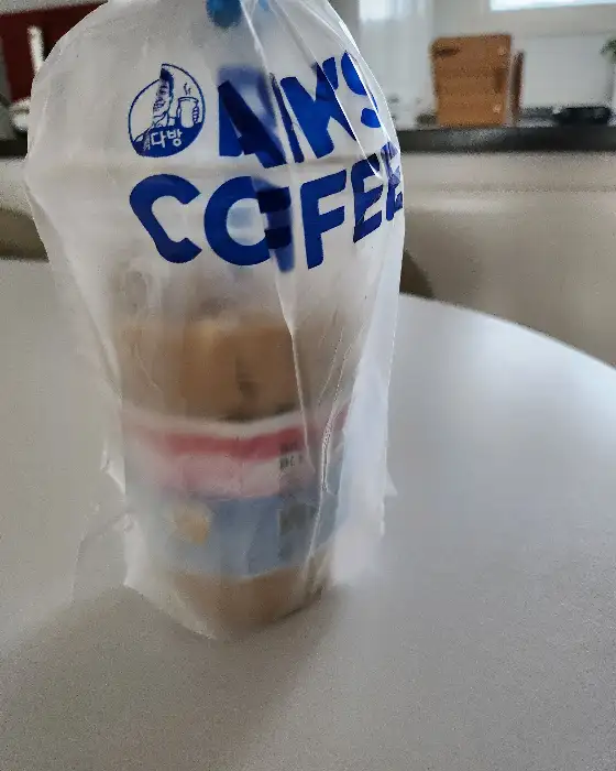 테이크아웃 컵