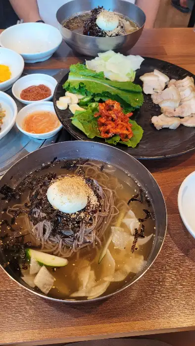푸짐한 한 상 차림