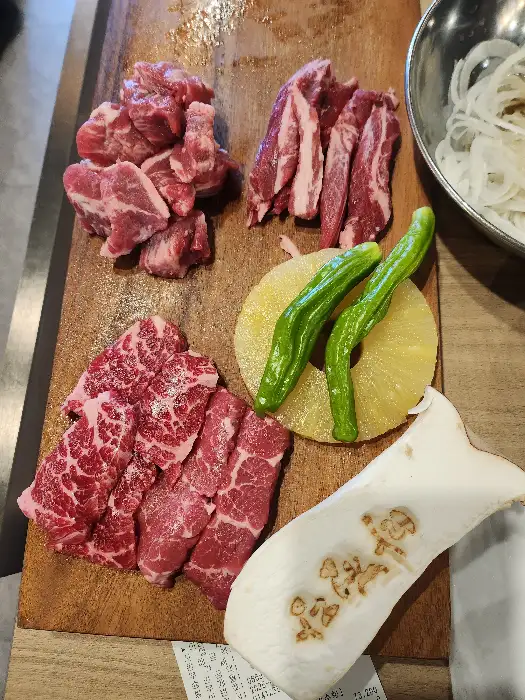 다양한 부위의 소고기 모듬