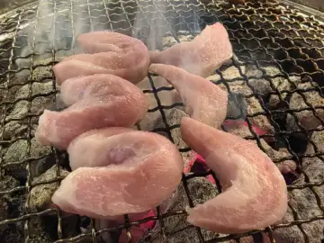 구로디지털단지 숨은 돼지고기 맛집, 특색있는 부위와 친절함으로 재방문 부른다!