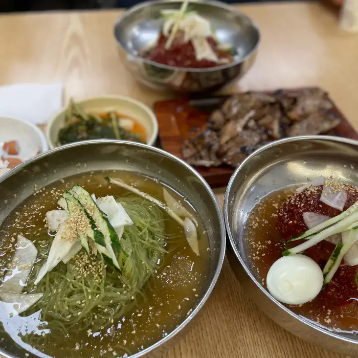 여러 메뉴 사진