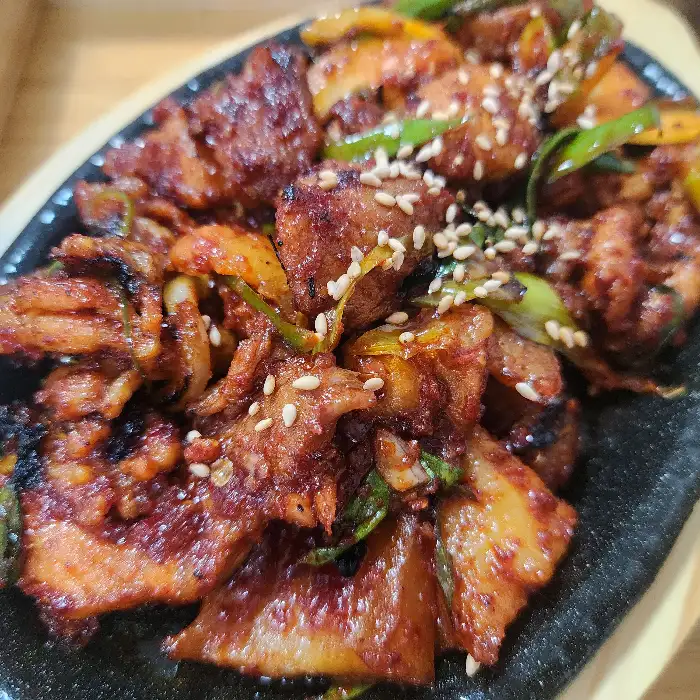 먹음직스러운 연탄불고기