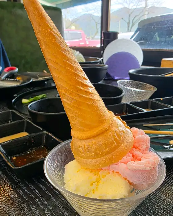 달콤한 아이스크림 디저트