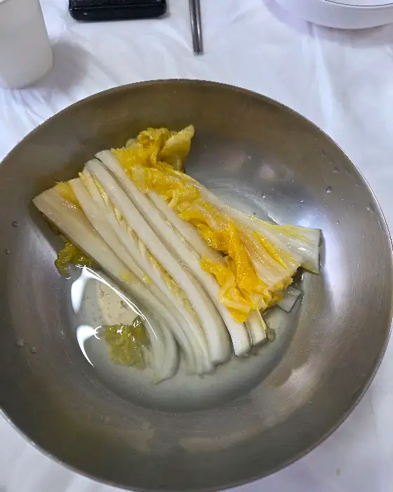수육과 막국수, 김치