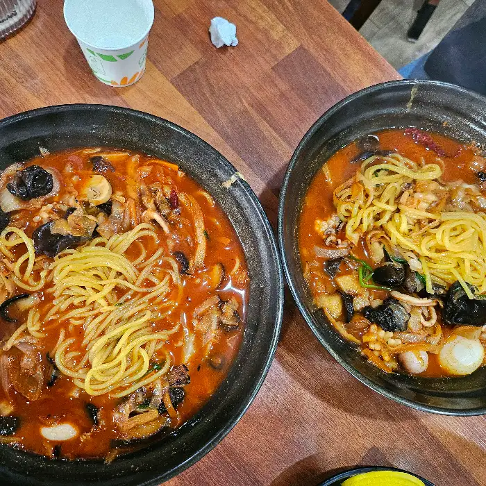 두 그릇의 짬뽕
