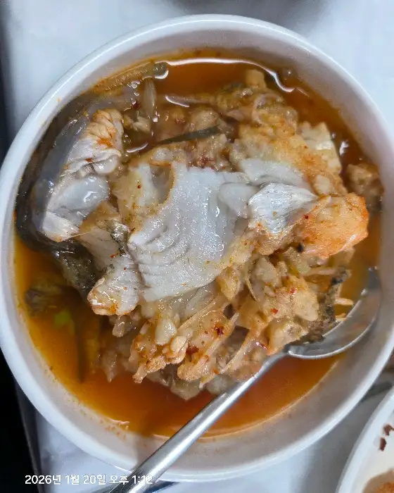 푸짐한 물메기탕 한 그릇
