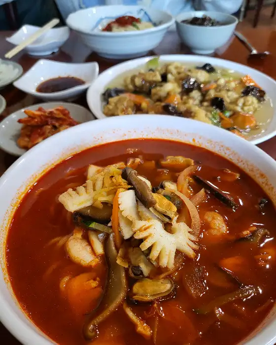 푸짐한 짬뽕