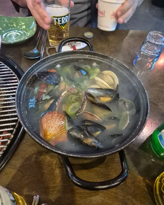 푸짐한 해물탕