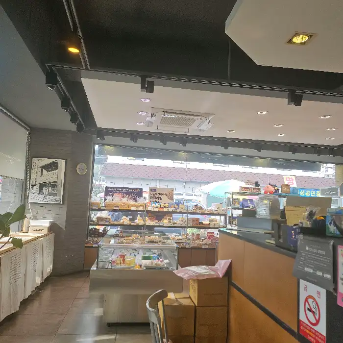 파리바게뜨 카페 내부