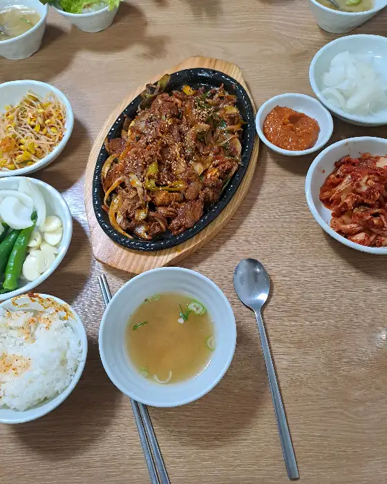연탄불고기정식 한상차림