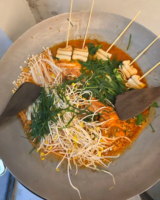 등갈비찜과 채소