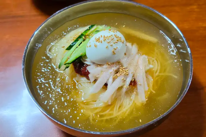 물밀면의 시원한 국물