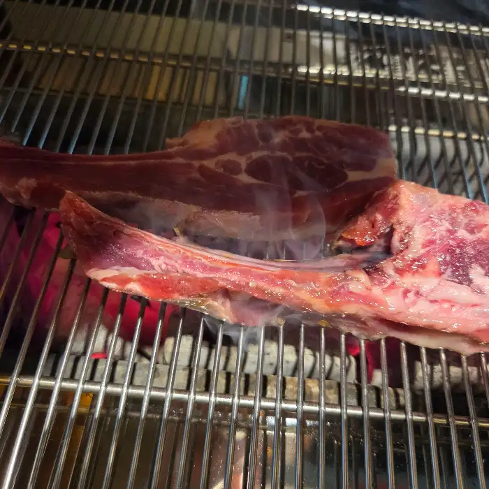 잘 익어가는 양꼬치