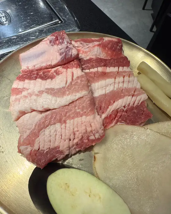 신선한 생돼지갈비 모습
