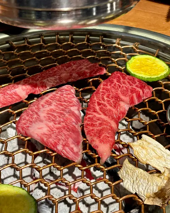 우겹다짐 한우모듬