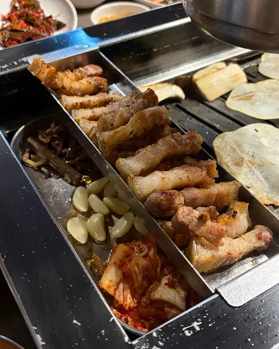 구워지고 있는 고기