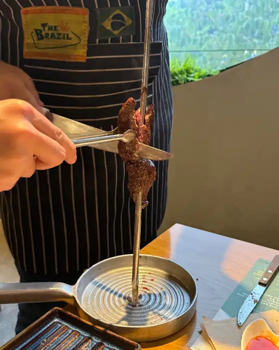 슈하스코 커팅 퍼포먼스