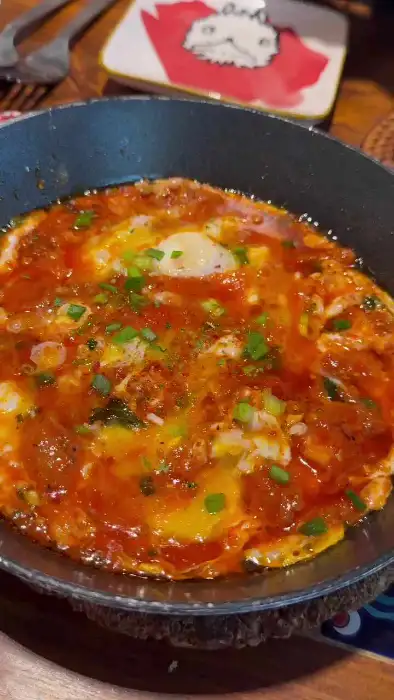 토마토와 계란 베이스의 메네멘