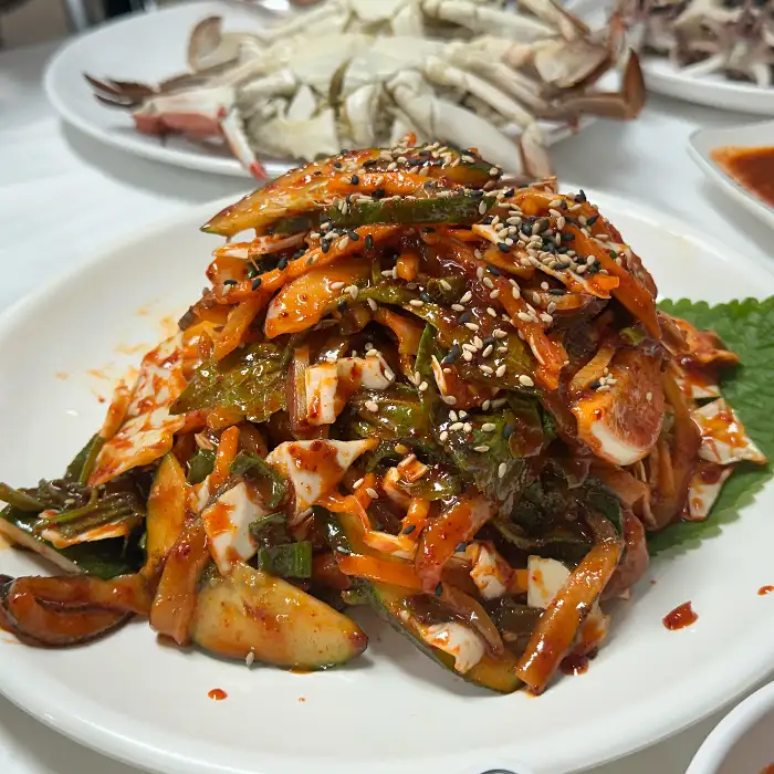 매콤달콤한 양념의 전어 무침