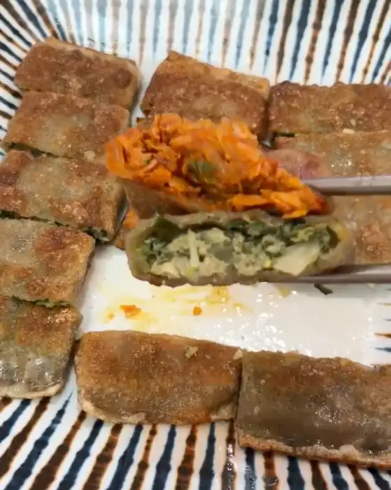 메밀전병 단면 모습