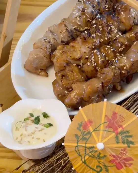 꼬치구이와 소스