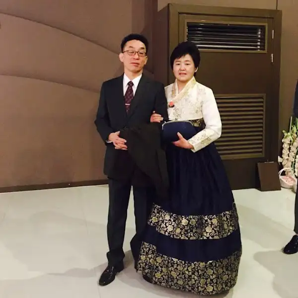 한복을 입은 부부