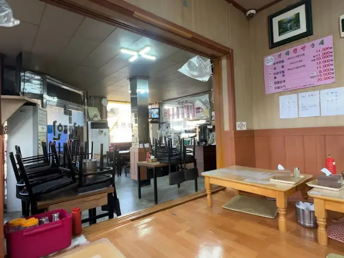 인하하하참순대 내부 모습