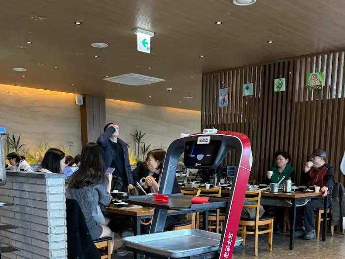 서빙 로봇