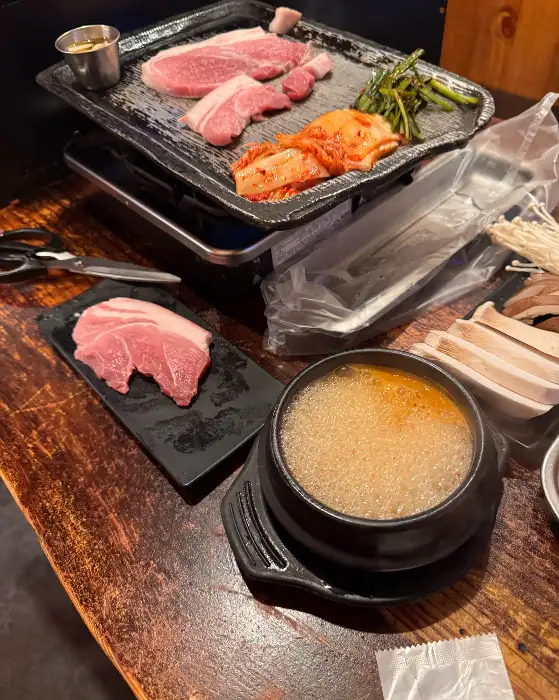 삼삼이네 테이블 세팅