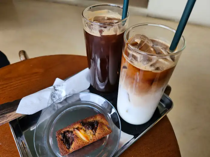 아이스 아메리카노, 아이스 카페라떼, 무화과 휘낭시에