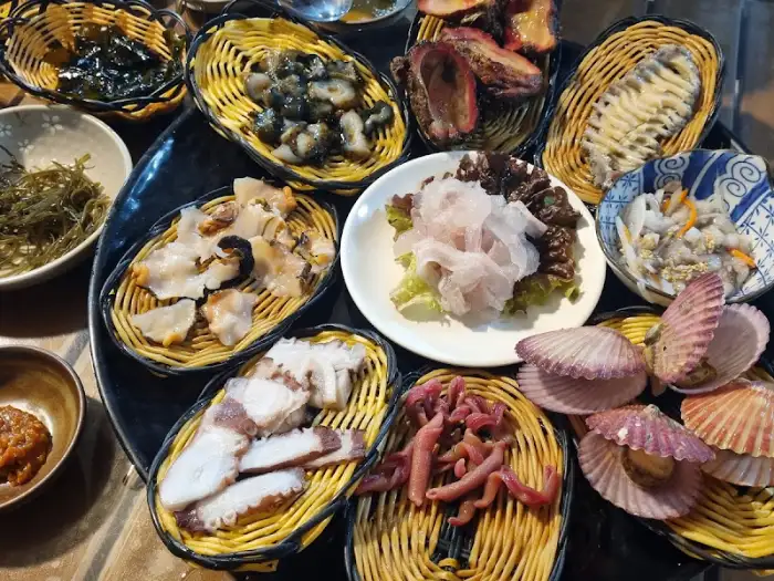 다양한 해산물 모듬