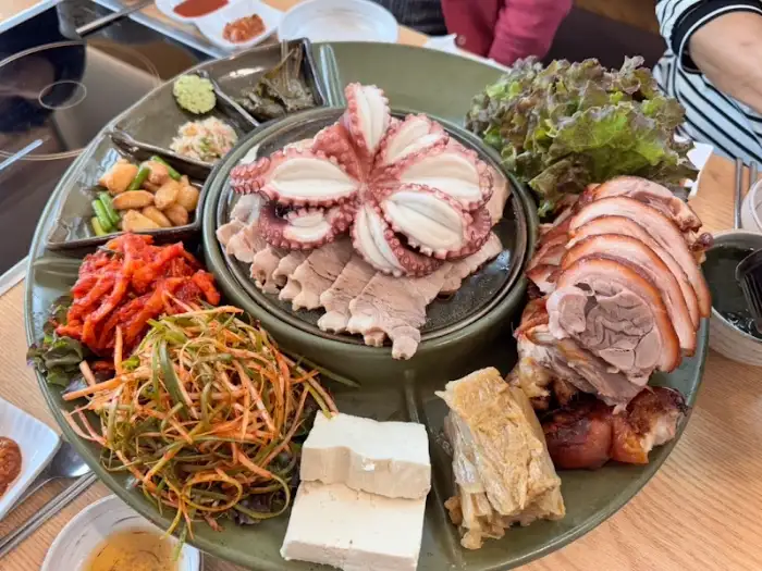 푸짐한 한 상 차림