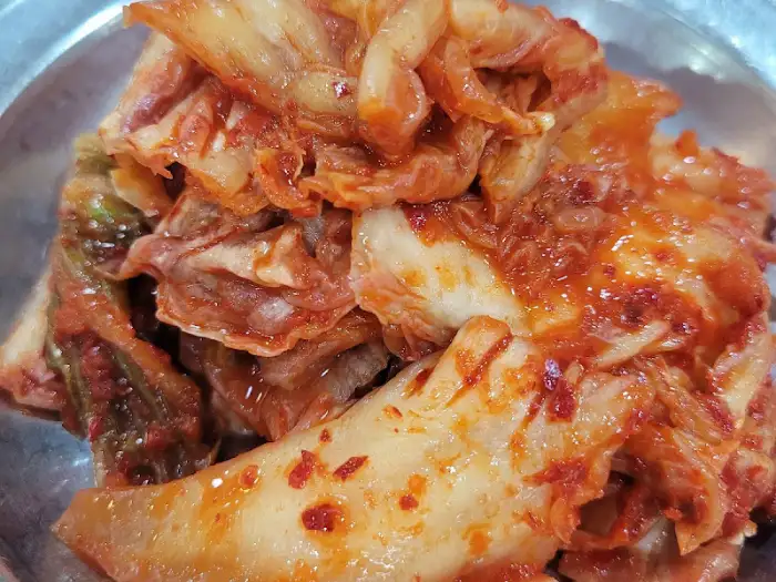 갓 담근 듯 신선한 김치