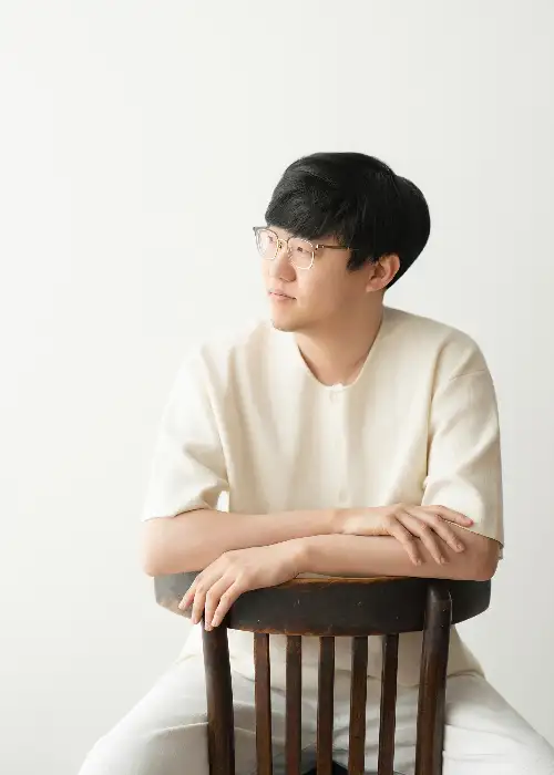 편안한 분위기의 카페 내부