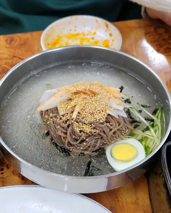 막국수