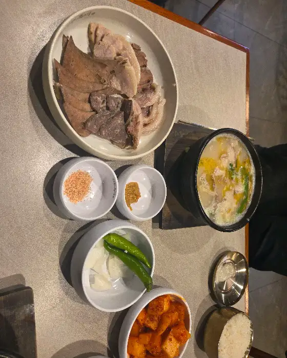수육과 순대