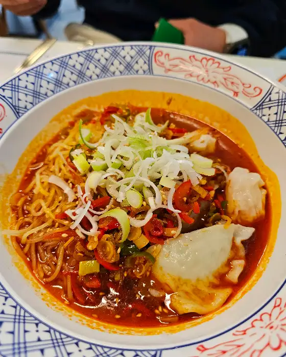 육즙 터지는 샤오롱바오