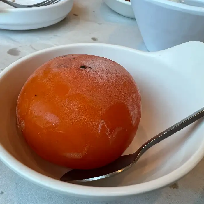 오리불고기와 함께 나온 닭백숙