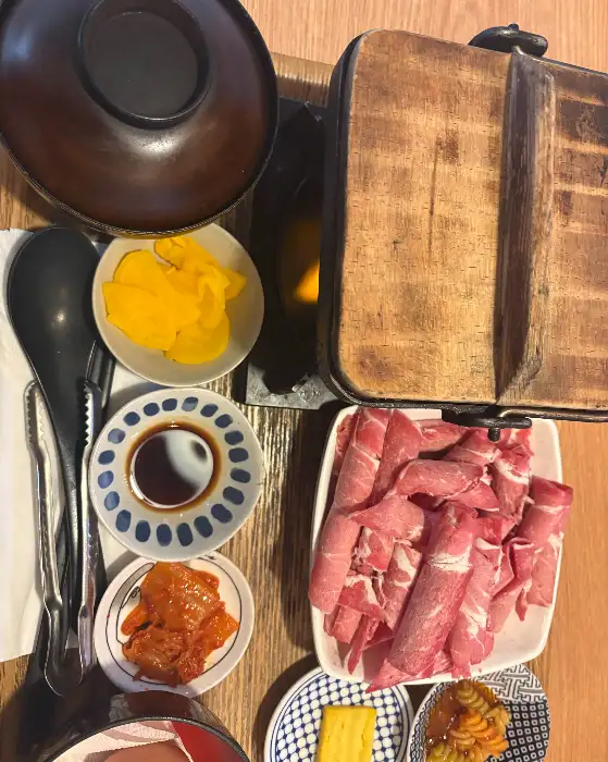 돈돈 용전점 규카츠 정식의 구성